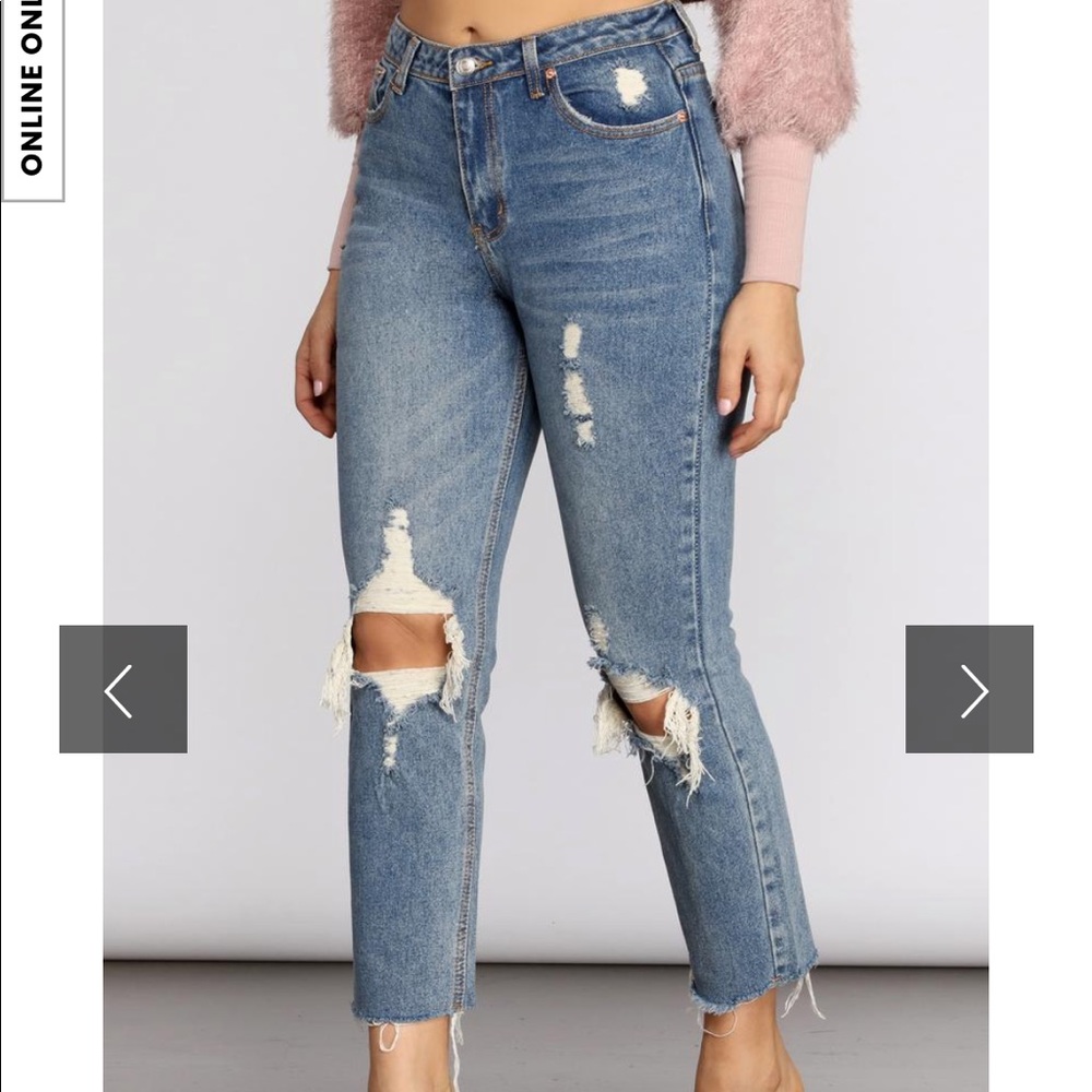 Windsor High Waist Distressed Denim NWT in SMALL